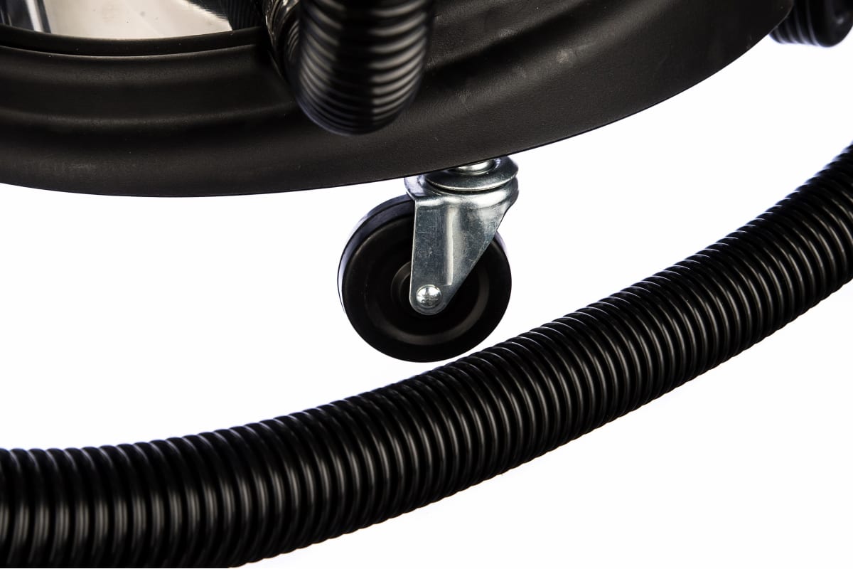 Пылесос Корвет 367 влажная и сухая уборка, розетка для электроинструмента